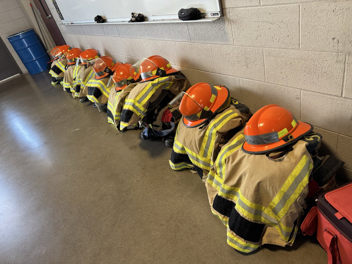 Springfdtx's tweet image. Our new cadets are completing their first week of orientation today. Join us in welcoming them to Spring!
#firefighters #firefighterlife #springtx