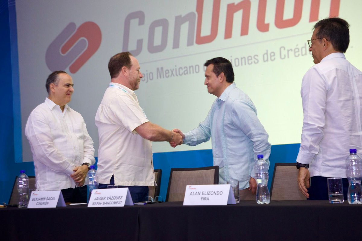 ConUnionOficial's tweet photo. Se inaugura la XVIII Convención Nacional de Uniones de Crédito acompañados por nuestros invitados especiales y autoridades de @Hacienda_Mexico  @cnbvmx  @NafinOficial @bancomext 
 @FIRA_Mexico y @CondusefMX a quienes agradecemos por su valiosa participación. https://t.co/DRRs1cZvgq