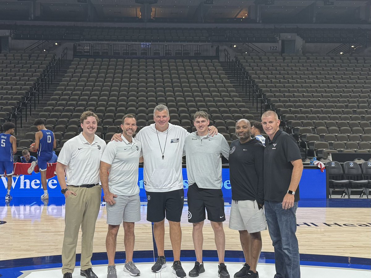 East Basketball (@eastsidehoops) on Twitter photo What an awesome couple of days spent with <a href="/BluejayMBB/">Creighton Men’s Basketball</a> program.
Thanks to <a href="/cucoachmac/">Coach McDermott</a> for the hospitality.
Knew he was a great coach but more importantly a great human being.
Thanks <a href="/CoachLoo/">Jeff Vanderloo</a> for setting up everything.
Truly a first class organization.
#theEASTway What an awesome couple of days spent with <a href="/BluejayMBB/">Creighton Men’s Basketball</a> program.
Thanks to <a href="/cucoachmac/">Coach McDermott</a> for the hospitality.
Knew he was a great coach but more importantly a great human being.
Thanks <a href="/CoachLoo/">Jeff Vanderloo</a> for setting up everything.
Truly a first class organization.
#theEASTway