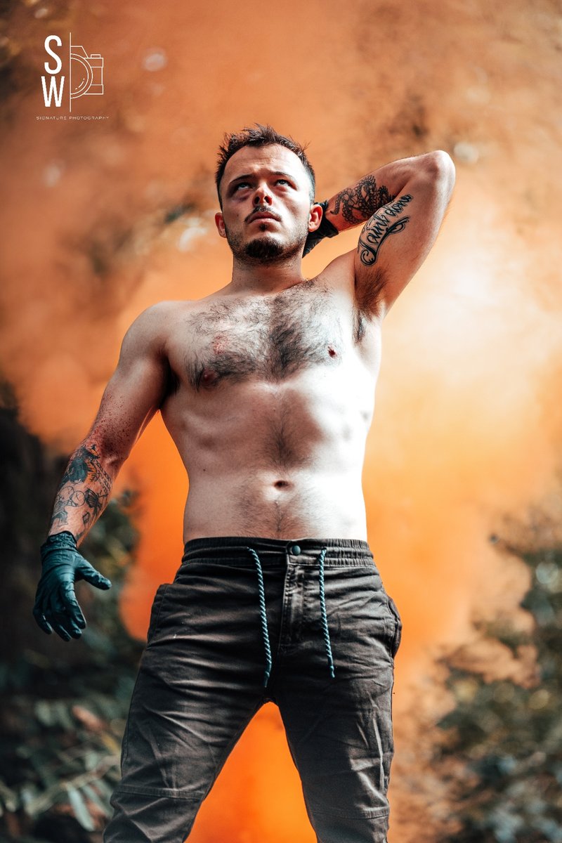 SWallacePhotog's tweet photo. #portraitphotography #nudemale #naked #nakedman #nudeart #man #malebodv #maleform #men #erotic #malephotography #naturalliqht #maleportrait #eroticart #malephotography #artisticnude #malemodel #unitedkingdom #photography #gay #gayart #nude #nudeman https://t.co/RvCGXk2Shr
