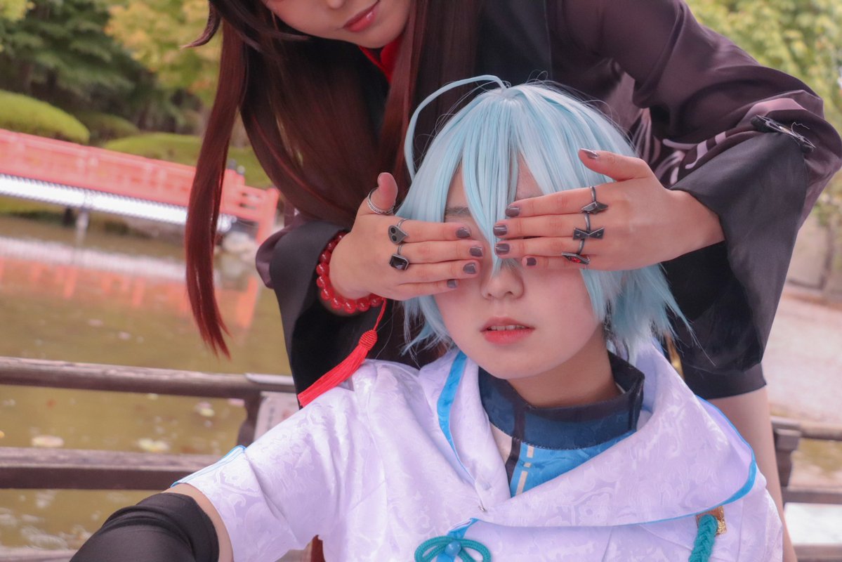 ※gnsn　cosplay※🍨（🧊）、👻

「だ～れだ！」
　　　　
『わっ！？なんだ！？妖魔か！？』

👻<a href="/akaringo_0725_/">赤林檎➵ 10/18肴町街ｺｽ</a>
📷️<a href="/syaidesuwa__/">炯の📸垢🔰</a>