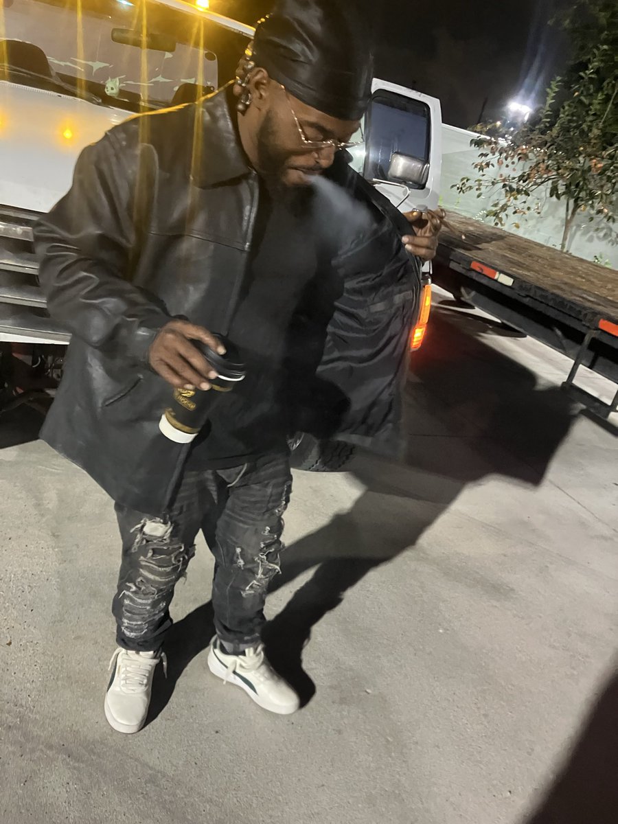 CloudGangBell's tweet photo. Really Like Tht Records 2025 💵🦅✌🏿 https://t.co/QFR6vqtTK0