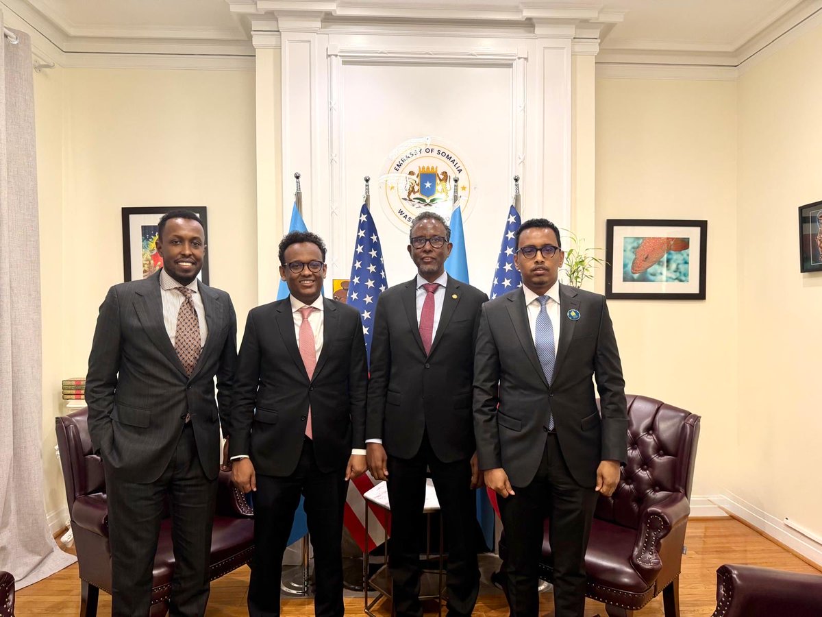 I hosted senior government officials, led by Permanent Secretary <a href="/KamalGutale/">Kamal Gutale</a> from the Office of the Prime Minister, at the embassy. They are in Washington attending the IMF/World Bank Annual Meetings. <a href="/UwaisQerni/">Uweis Alqarni</a> <a href="/AbdihakimAinte/">Abdihakim Ainte</a> <a href="/SomaliainUSA/">Embassy of Somalia in USA</a> <a href="/SomaliPM/">OPM Somalia 🇸🇴</a> <a href="/MOFASomalia/">Ministry of Foreign Affairs 🇸🇴</a>