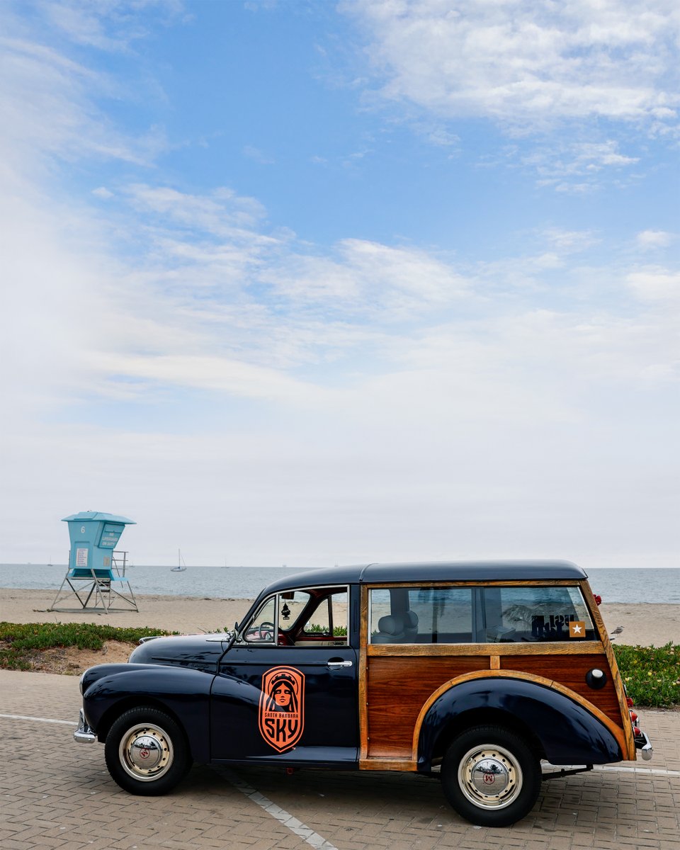 If it looks like Moggy's smiling—well, you would be too if you were spending your Friday at the beach.

🚗😎🏖️

#SantaBarbaraSkyFC #AllOneUnderTheSky