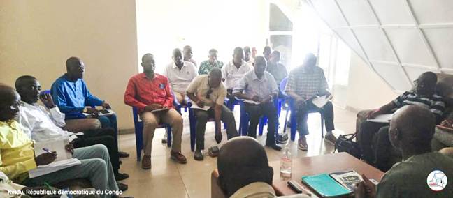 #MANIEMA : LES ADMINISTRATEURS DES TERRITOIRES S’ENGAGENT À ACCOMPAGNER LA MISE EN OEUVRE DU #PDDRCS
<a href="/Presidence_RDC/">Présidence RDC 🇨🇩</a> <a href="/PrimatureRDC/">Primature de la République Démocratique du Congo</a> <a href="/VPMDefenseRdc/">Vice-Primature, Ministère de La Défense/RDC</a>
pddrcs.cd/maniema-les-ad…