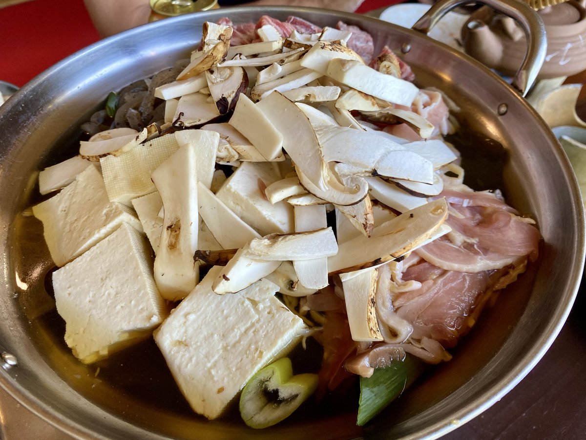 松茸シーズンですね