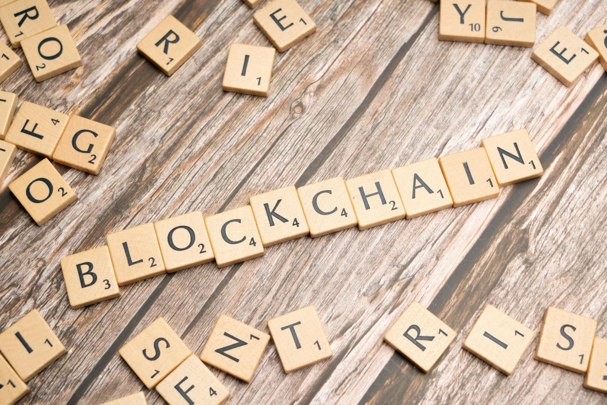 ServiceTimeAI's tweet photo. Referral flywheel: offer off‑peak tokens that let loyal customers gift a friend one visit from their subscription. New demand without extra ad spend. #DealIdeas #OffPeak https://t.co/fFjoIQrYiz