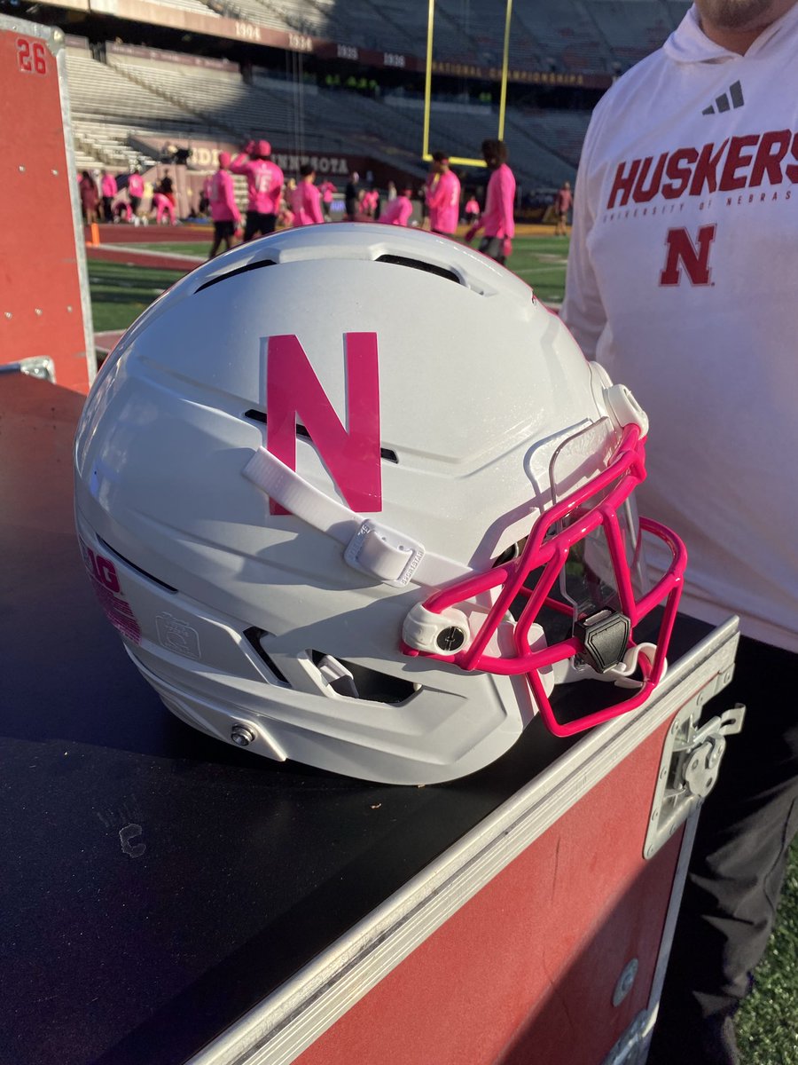 AKendeighKETV's tweet photo. Nebraska rocking pink tonight - both teams coming together for breast cancer awareness @KETV @HuskerFootball https://t.co/DoMr9YNAZn