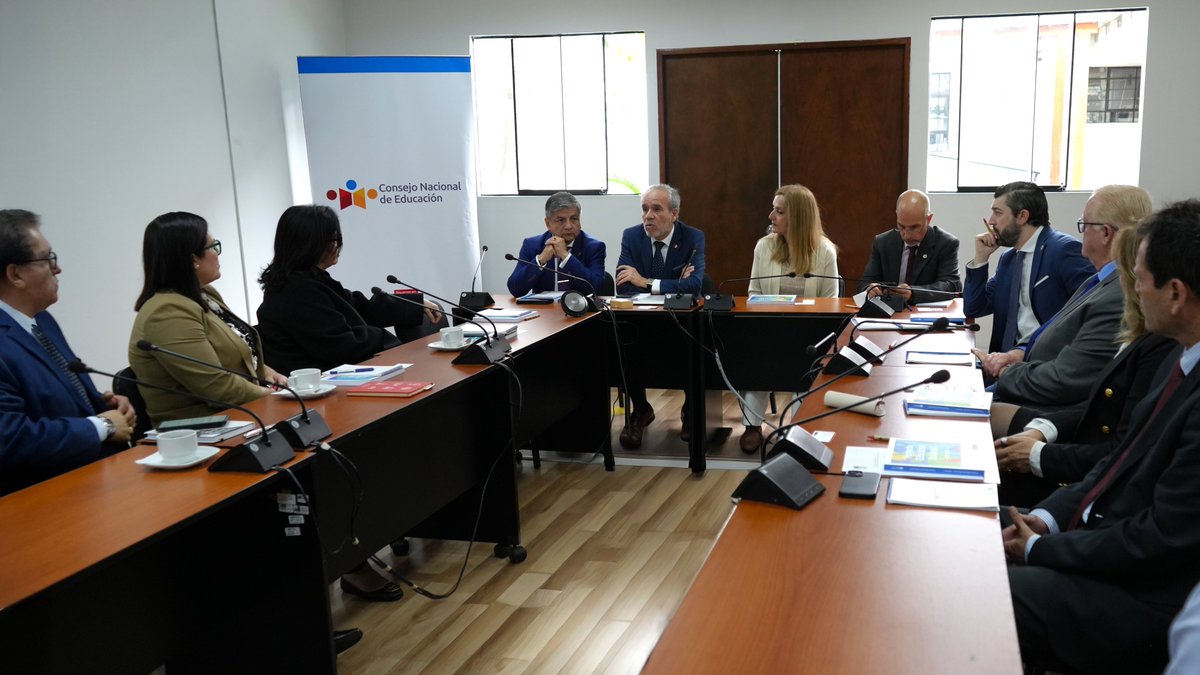cneperu's tweet image. #NotadePrensa | El CNE sostuvo reuniones con representantes y docentes de la @fgusal, así como con autoridades de diversas universidades peruanas, en espacios orientados a fortalecer la cooperación académica y promover el intercambio de experiencias en el ámbito educativo.