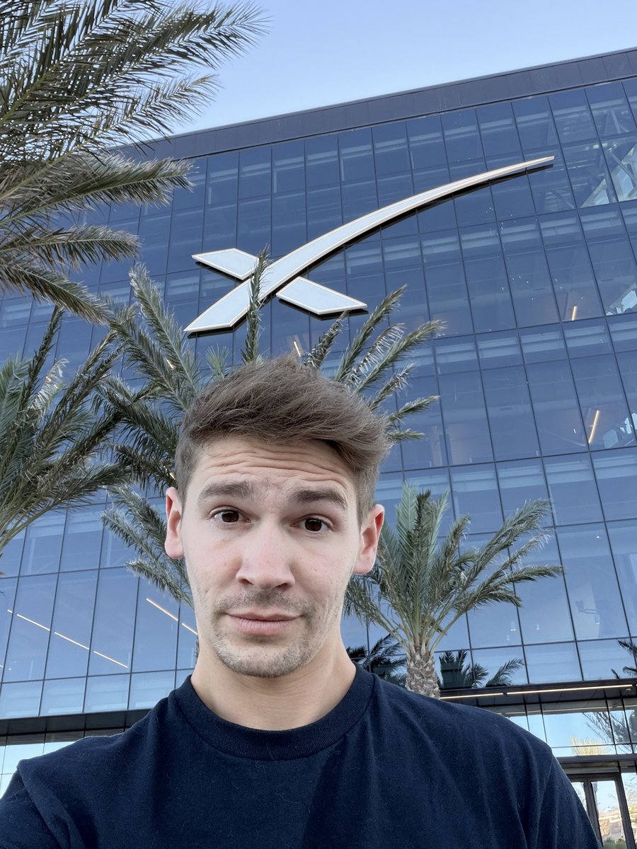 30 y/o today

got out of bed to build up the american industrial capacity of starfactories, gigabays, and mega constellations 

🚀