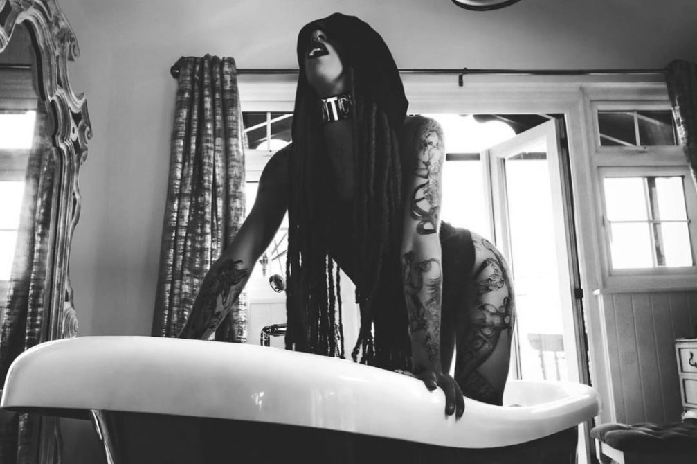 RazorRedd⛧☽𖤐☾⛧ tweet media