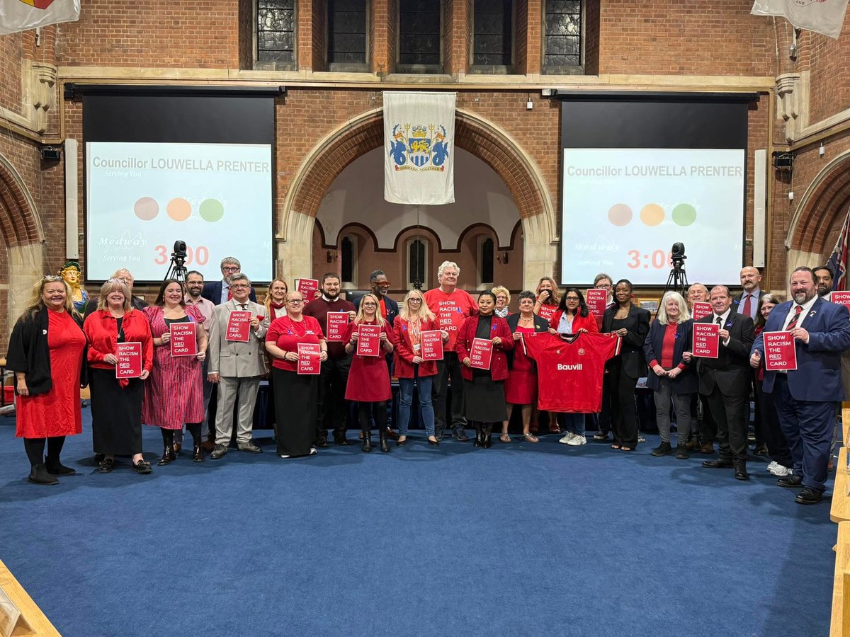 Vince Maple #ProudToBeMedway (@vincemaple) on Twitter photo Proud to stand with <a href="/MedwayLabour/">Medway Labour & Co-operative Group 🇬🇧🤝🇺🇦</a> colleagues to send a clear message - we stand against racism.
For Wear Red Day today I’ve been wearing my <a href="/ChathamTownFC/">Chatham Town</a> shirt ahead of the FA Cup Round One Match coming up.
<a href="/SRTRC_England/">Show Racism the Red Card</a> #WRD #WRD25
#ProudToBeMedway Proud to stand with <a href="/MedwayLabour/">Medway Labour & Co-operative Group 🇬🇧🤝🇺🇦</a> colleagues to send a clear message - we stand against racism.
For Wear Red Day today I’ve been wearing my <a href="/ChathamTownFC/">Chatham Town</a> shirt ahead of the FA Cup Round One Match coming up.
<a href="/SRTRC_England/">Show Racism the Red Card</a> #WRD #WRD25
#ProudToBeMedway
