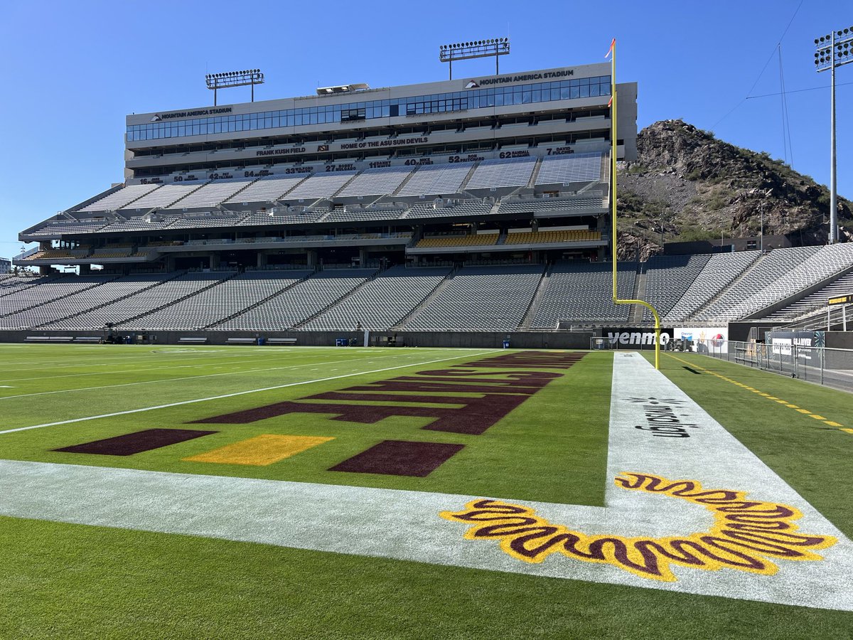ASUGroundsCrew's tweet photo. Party like it’s 1975! We love the Three Stripe Life!! See y’all tomorrow at 1pm!

@adidas 
@adidasFballUS https://t.co/gNfLPSElc8