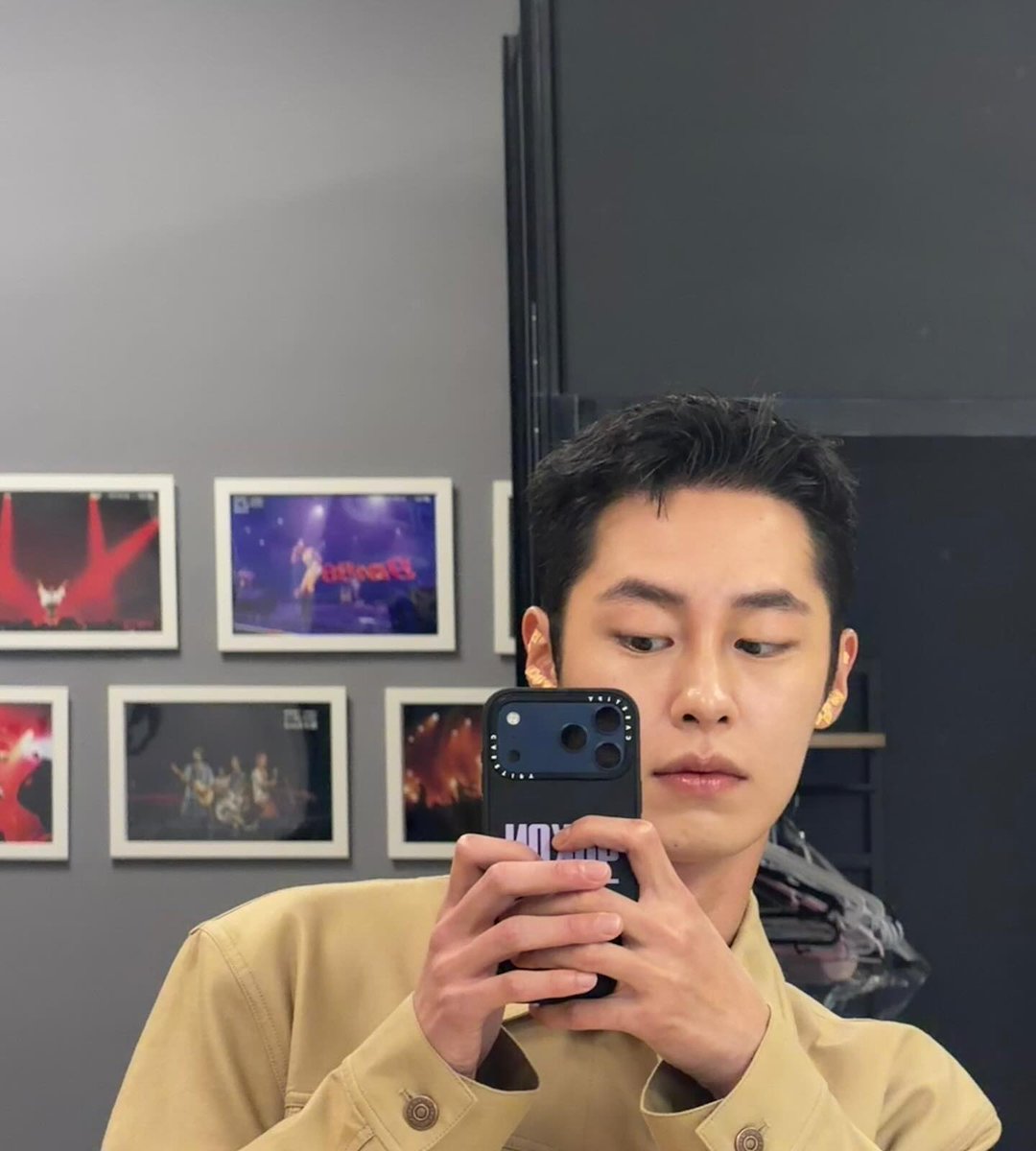 Lalisa. (@maknobals) on Twitter photo 