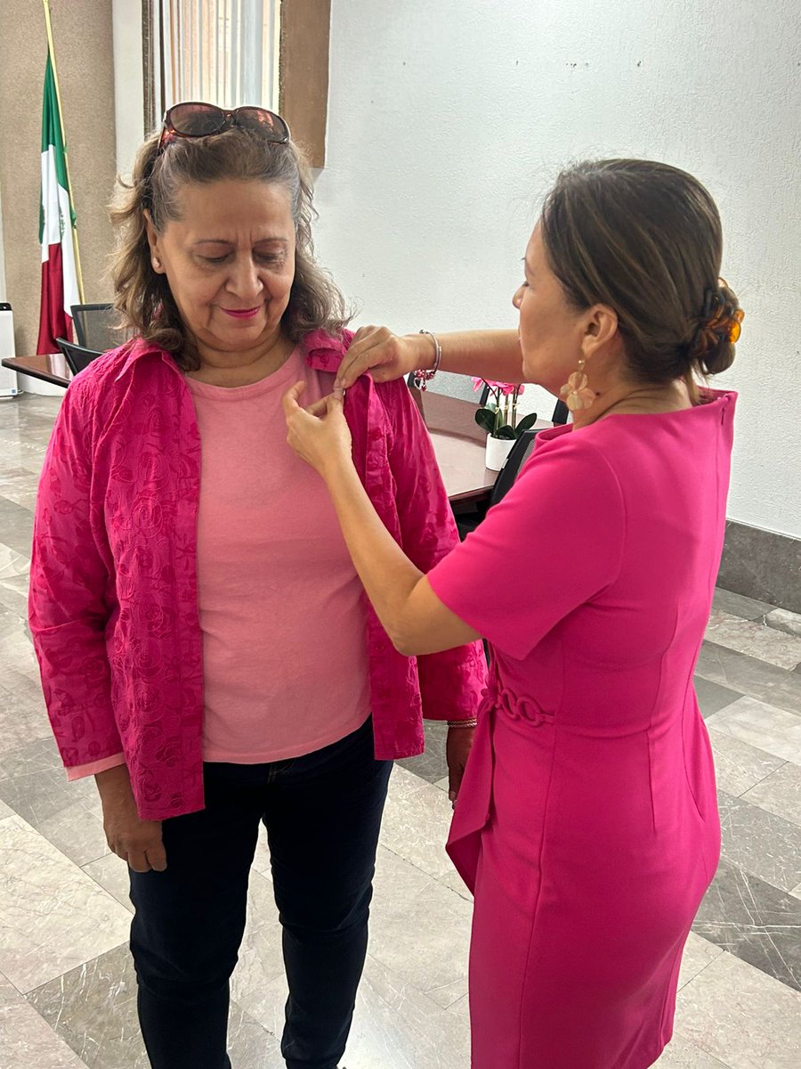 DNotarias's tweet photo. Dirección General de Notarías del Gobierno de Sonora, y su titular Dra. Liza Auyón Domínguez se unen a la conmemoración del Día Internacional de  lucha contra el Cáncer de Mama invitando al personal a ser portadores del mensaje y la invitación subsecuente a quienes nos rodean. https://t.co/yhXoAz5Vvl