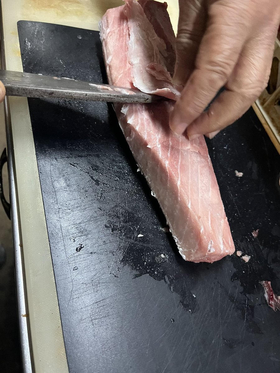 koroku0331's tweet photo. 料理人父の仕込みマグロ🐟❣️

#朝ごはん
#ランチ
#お弁当
#昼ごはん
#夜ご飯　
#おうちごはん
#家庭料理部 
#料理好き
#料理人
#編み物好き https://t.co/0WSgdJ4MU1