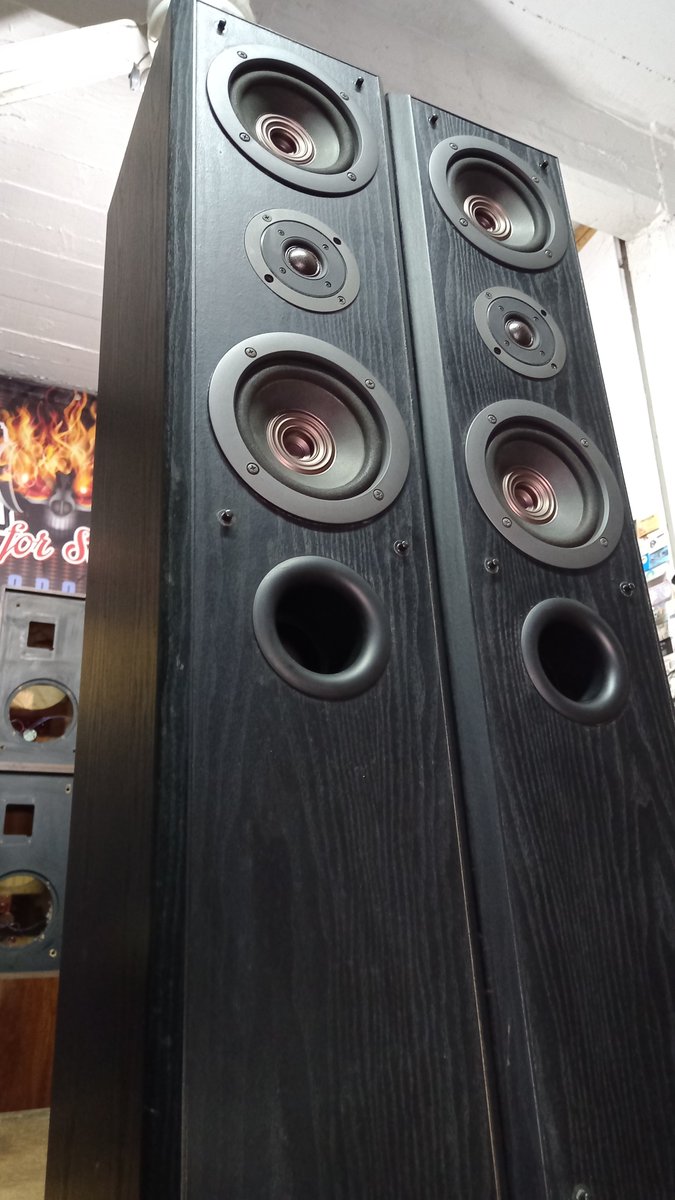 mega__voice's tweet image. #MegaVoice #MegaVoiceSanIsidro #AbelMegaVoice instagram.com/mega__voice