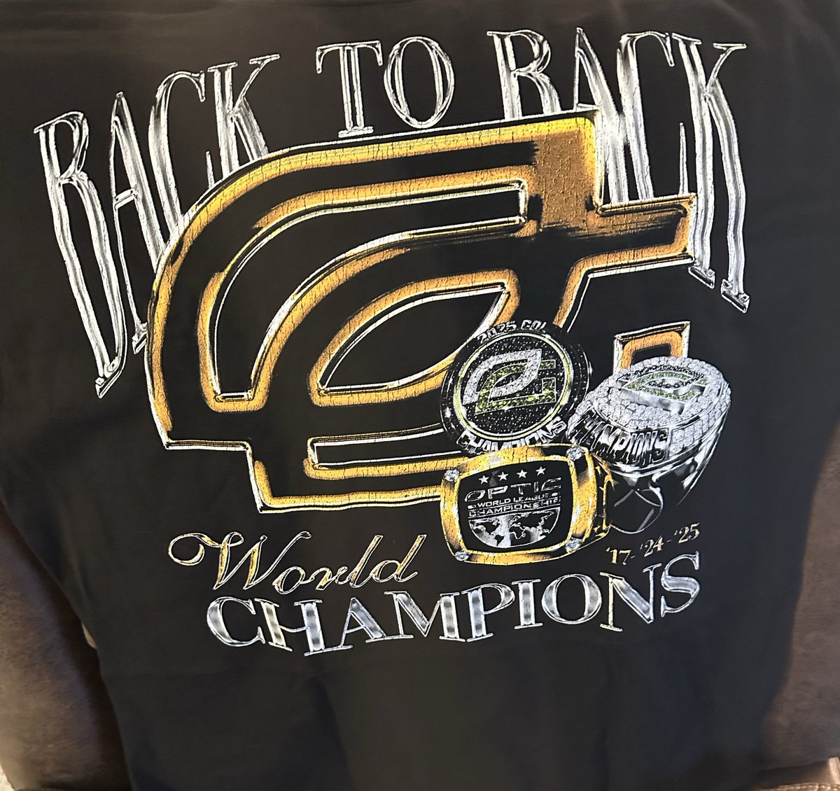 aye came in on my birthday <a href="/H3CZ/">OpTic HecZ</a> 🔥