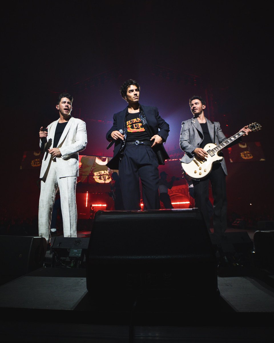 jonasbrothers's tweet photo. Are we allowed to say our favorite tour so far again? See you tonight Austin https://t.co/CmtaPopUpU