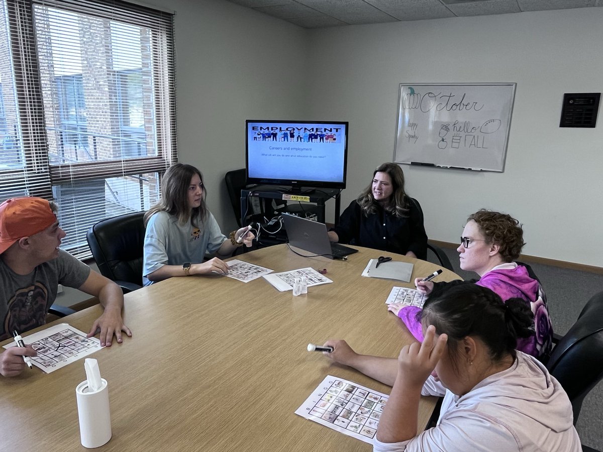 rb_transition's tweet image. We were at the Lake County Center for Independent Living today having fun learning about self-advocacy and playing career bingo! #communitybasedlearning #lccil #lifeskills