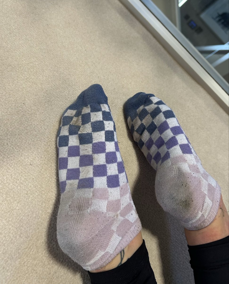 _SummerSpirit's tweet photo. Dirty smelly worn socks For Sale https://t.co/eq0eG9gLXs