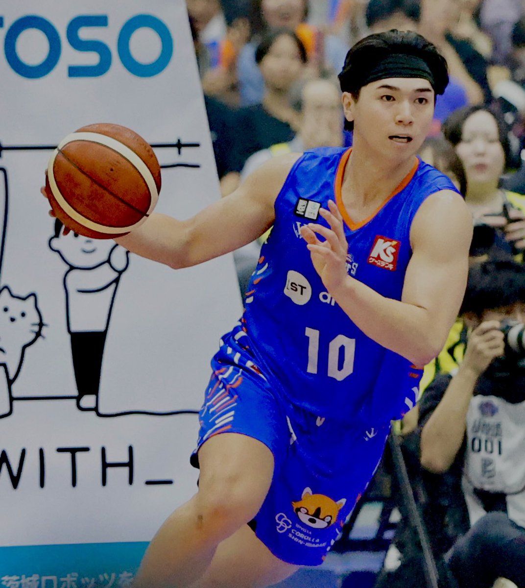 ヒロくん 身長230センチのニサオくん✨ . デカい🤩 . #高橋ヒロム #新日本