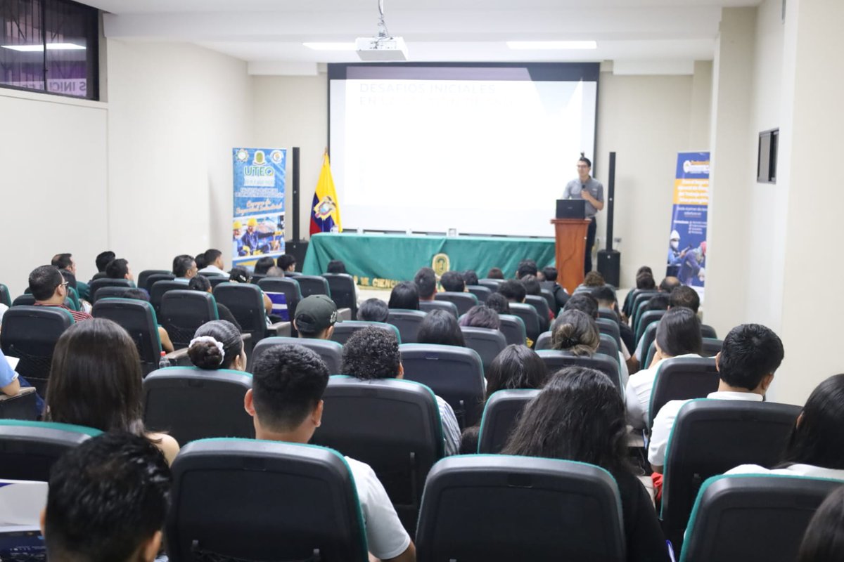 LosRiosIESS's tweet photo. #IESSteInforma| La Unidad Provincial de Riesgo Laboral conmemoró el Día de la Seguridad y Salud en el Trabajo con el foro “Riesgo Cero: Prevención y Protección”, fortaleciendo la cultura preventiva en los espacios laborales. 👷‍♀️ https://t.co/p5lL0E6nHF
