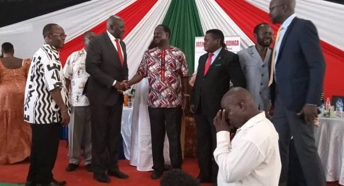 <a href="/BarackObama/">Barack Obama</a> Raila Odinga is the best President Kenya never had but in a way he transcended the Presidency! He never occupied the palace but he had the crown. Many underestimated him but he knew who he was. Finally everybody knows. A Tree is best measured when it's down. Wot maber Jakom!