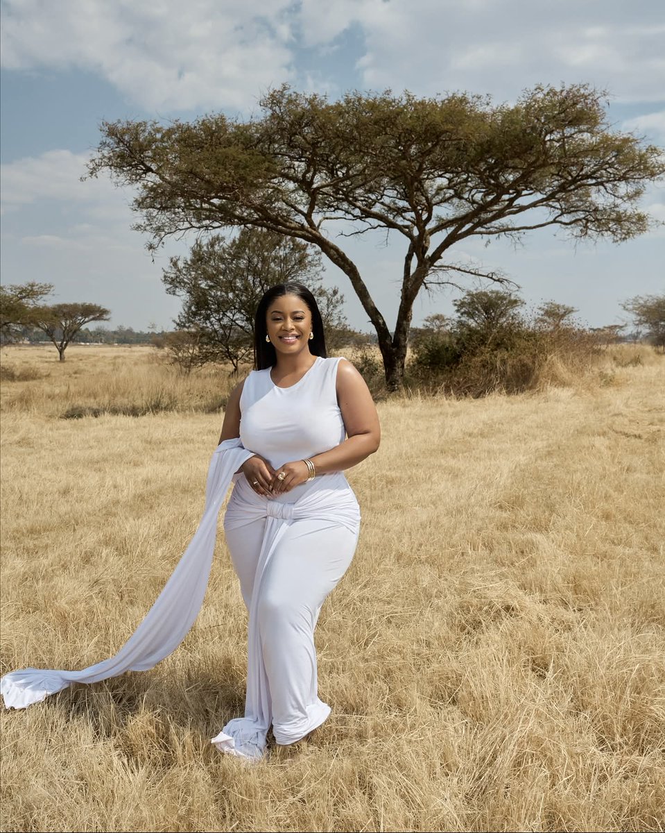 RaymondMukazika's tweet image. Choose wisely:

Misred or $4M💰?🤔