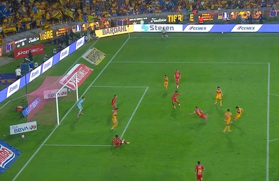 ¡GOOOOOOOOOOOOOOOOOOOOOOL DE LOS TIGRESSSSSS!

Juan Brunetta pone el tercero de su cuenta al 45+5’ adelantando a los del norte por la minima. ¡Qué primera parte en el Volcán!

🐯 Brunetta 3-2 Gambindo ⚡️  | 45+5’

🔴 EN VIVO | bit.ly/4oqS8X1