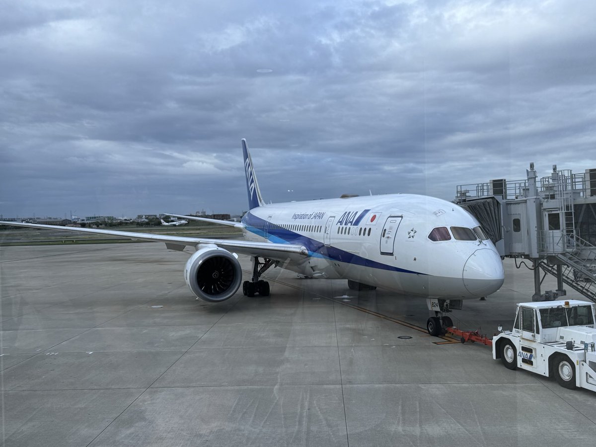Rachel77u's tweet photo. 飛行機に乗ってお出かけ✈️久しぶりに飛行機に乗ったら楽しかったです( *´꒳`*) https://t.co/qx7KMAHlYm
