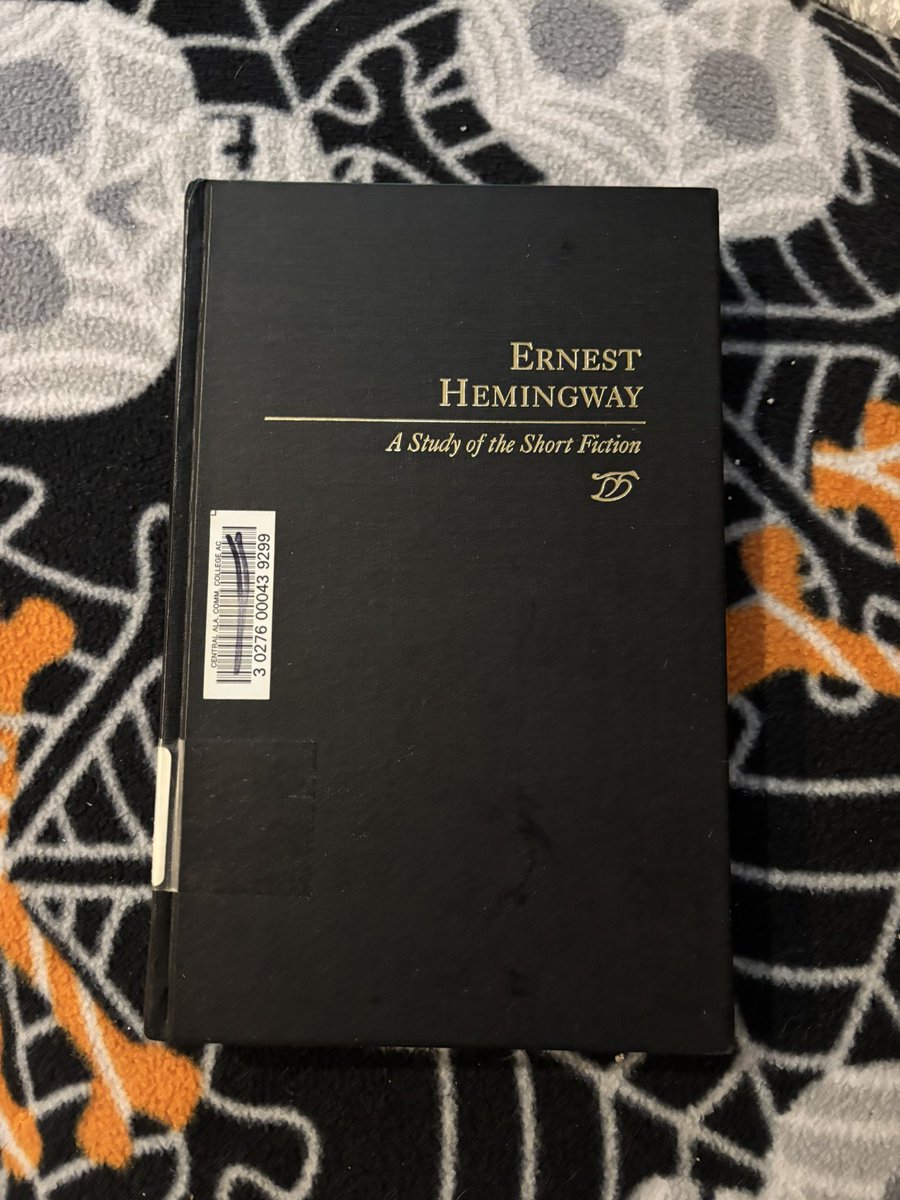 Big5Army's tweet photo. @Whospaul My son has enjoyed the Hemingway books he’s read for school so I took a shot & grabbed this for him. Potentially a #ThriftStoreScore or possibly a #PointlessPurchase. https://t.co/Us3Dyvo8PO