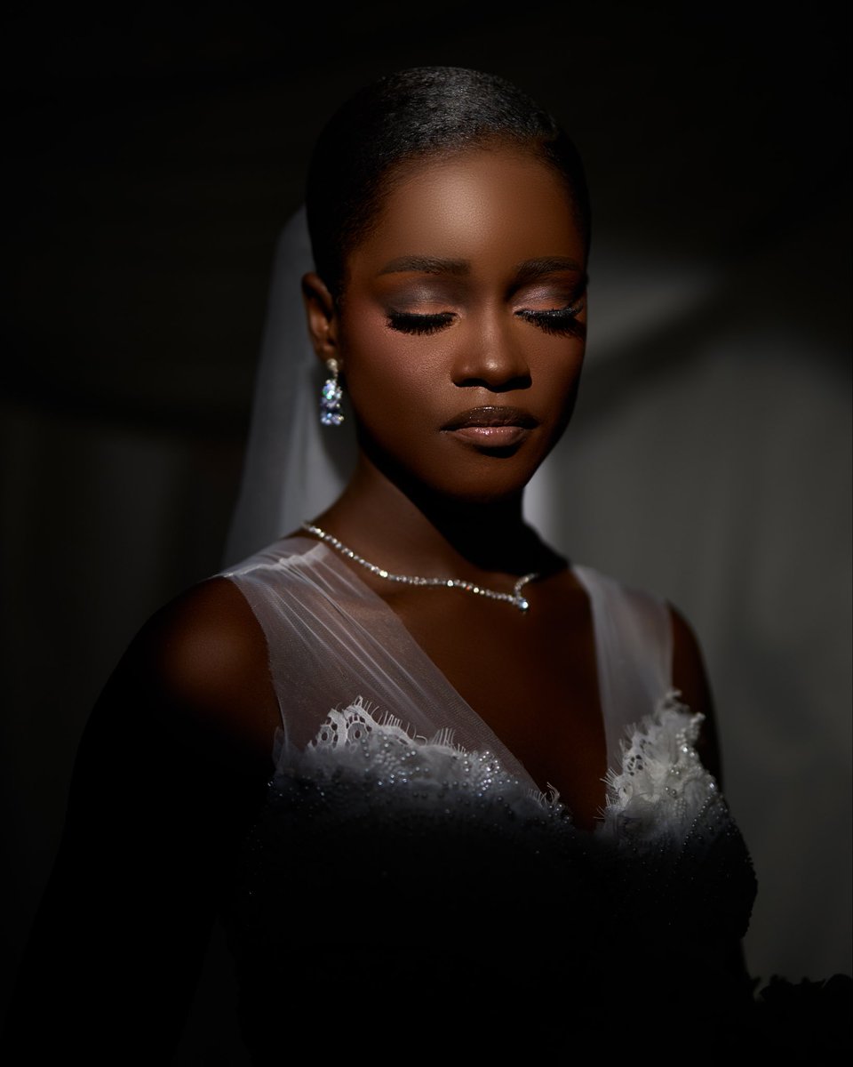 BRIDAL ODYSSEY🤍✨

Photographed by me📸

Kindly RT