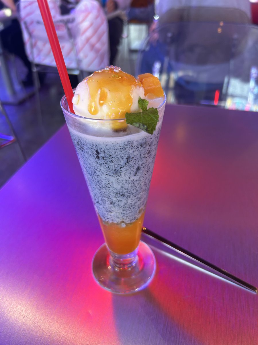 Got my mayakuro driink🙂‍↕️🙂‍↕️