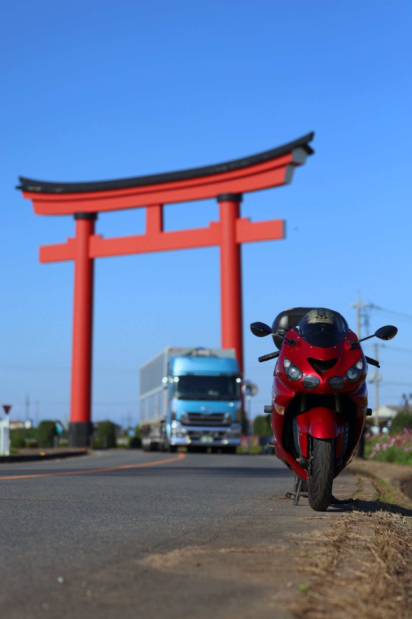 女王の乗り物 ダイキャストカー イグニッションモデル / オレンジ 1/18