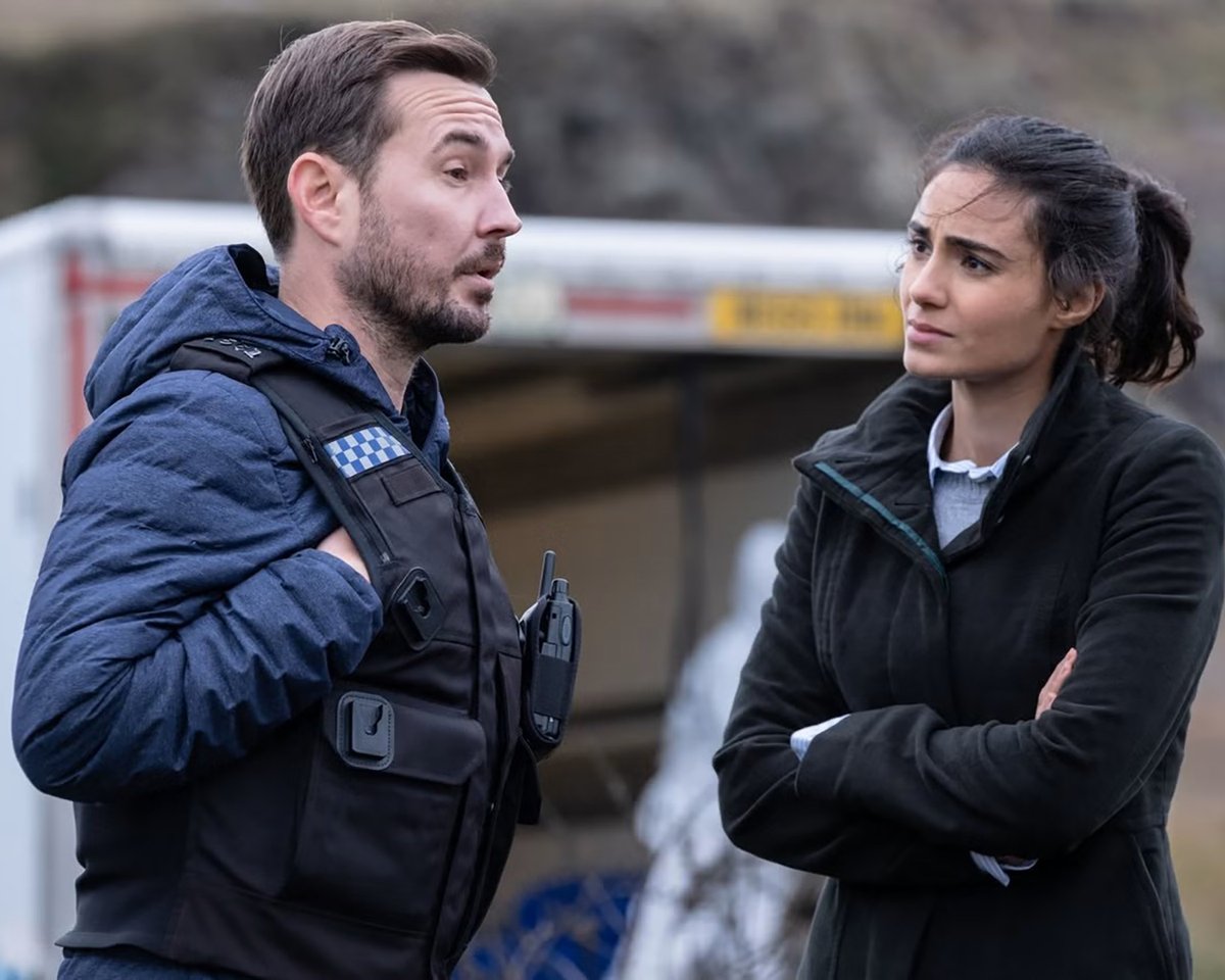 Fan Page | Team Martin Compston🏴 (@team_compston) on Twitter photo PIC OF THE DAY
When 🤞  - see what I did there 😜 - #LineofDuty comes back, I wonder if Sam will be back and if she will try to get back with Steve again ⁉️ 
~ LOD5
📸 : BBC
#MartinCompston <a href="/martin_compston/">martin compston</a> PIC OF THE DAY
When 🤞  - see what I did there 😜 - #LineofDuty comes back, I wonder if Sam will be back and if she will try to get back with Steve again ⁉️ 
~ LOD5
📸 : BBC
#MartinCompston <a href="/martin_compston/">martin compston</a>
