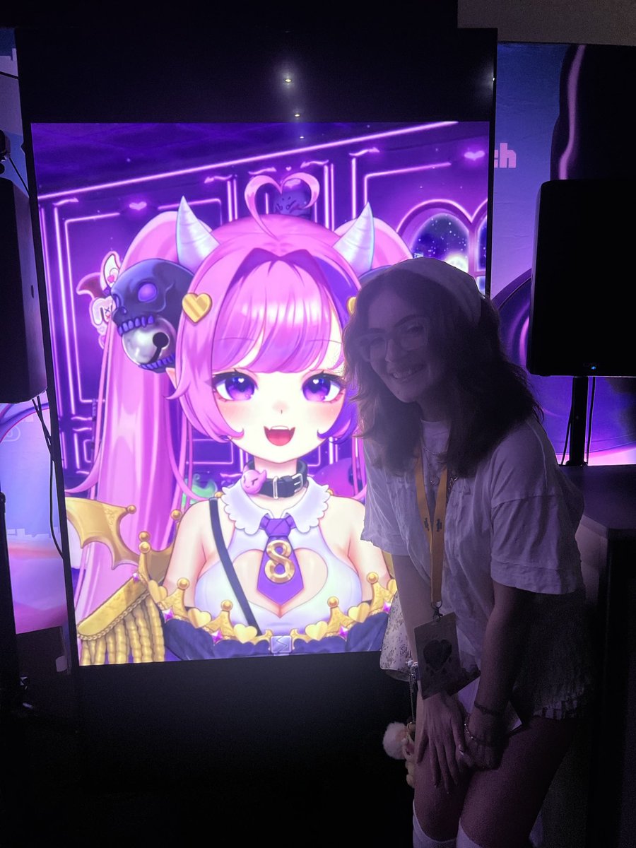 <a href="/ironmouse/">ironmouse🇵🇷😈💖</a> it was so nice to meet you mousey!! it made my whole day even more special 🥹