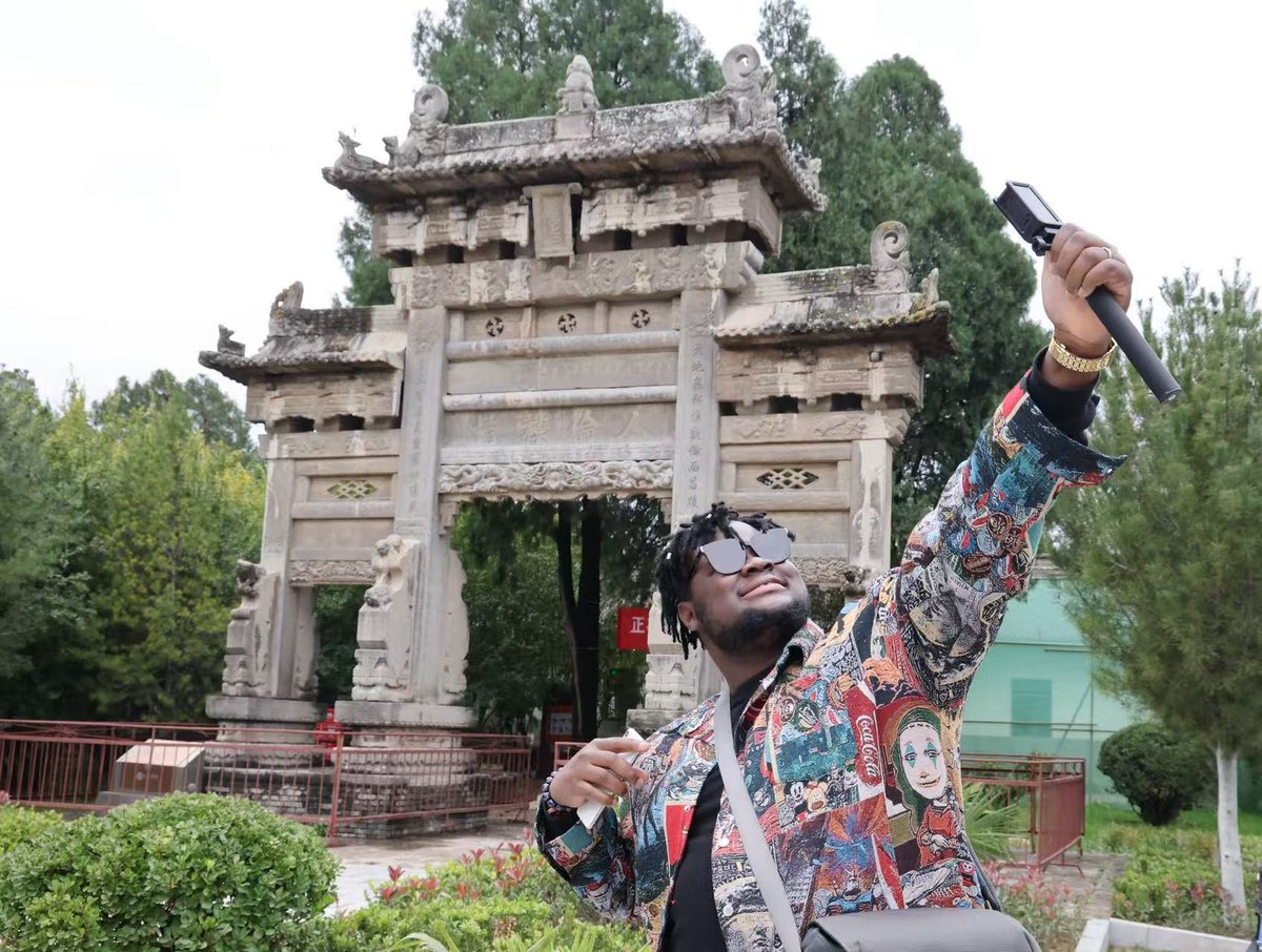 ShanxiDaily's tweet image. Just stood in front of Yongle Palace’s murals for 40 mins straight… These aren’t just paintings—they’re like a 700-year-old movie frozen on the wall?🙌 
#DiscoverShanxi
#AncientChineseArchitecture
@ChinaEmbOttawa@zhang_heqing @xuejianosaka @CNYouthDaily @ChinaDaily