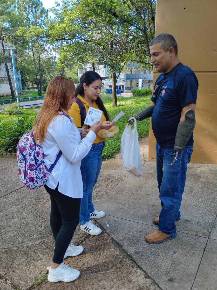 Estudiantes universitarios: ¡que nada los detenga! 👋¡los convocamos! Ese fue el mensaje ayer y hoy por nuestros voluntarios en jornada de invitación coordinada por el Vocal de nuestra Junta Directiva Fernando Salas.
Entra aquí: frenael.org/inscripcion/.
Inscríbete a tiempo,