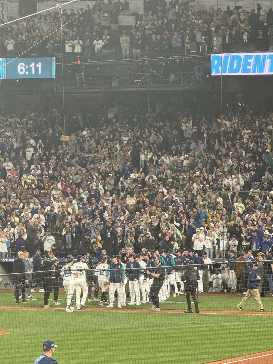 Dino (@206dino_) on Twitter photo 