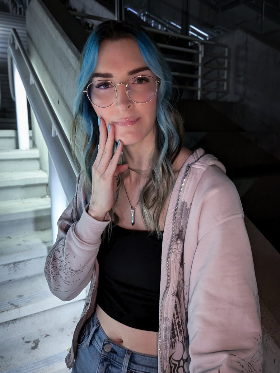 Emma Faye tweet media