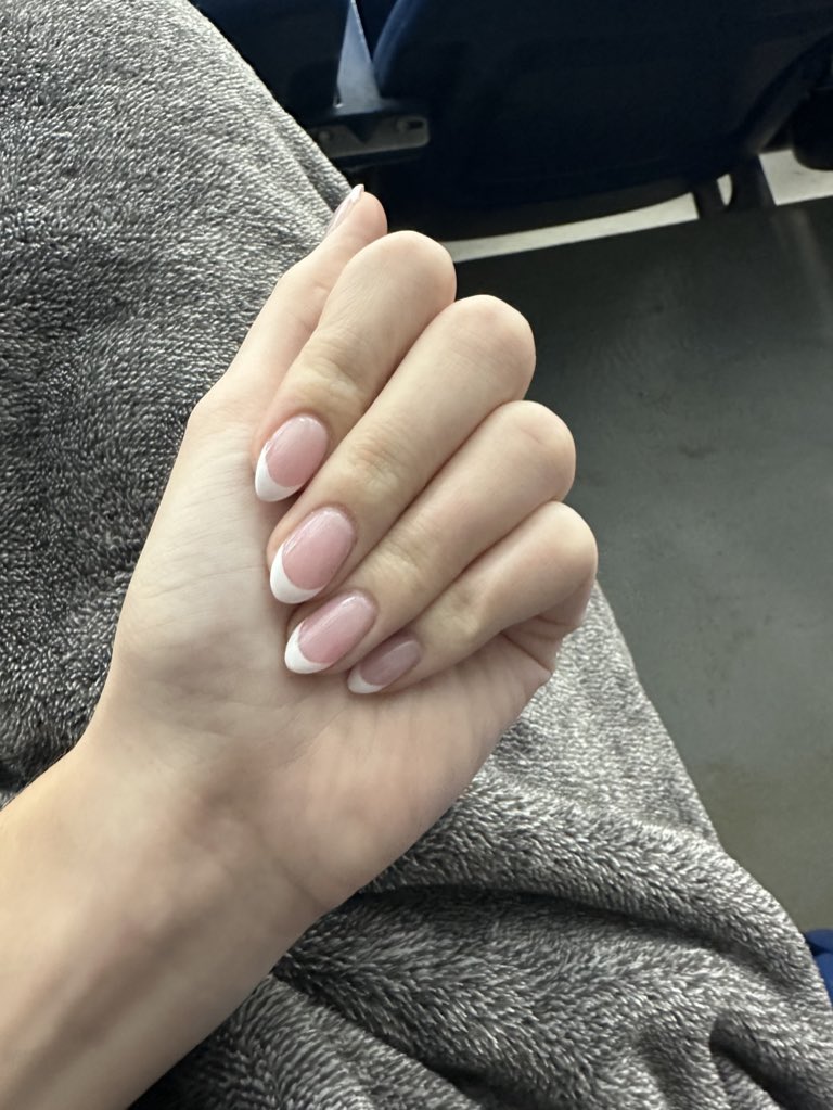 spoil_liv's tweet image. who’s covering?