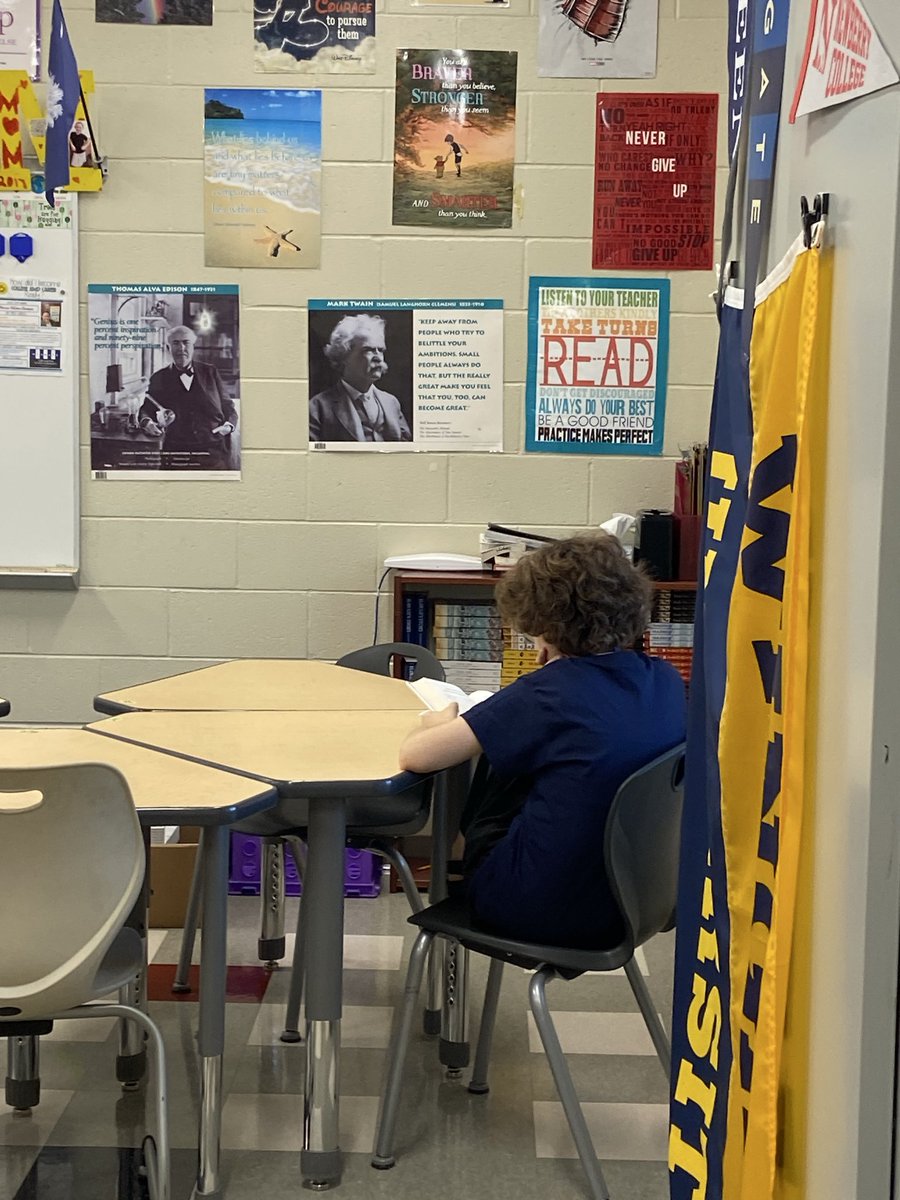 We had fun reading during our Cozy up to a Good Book celebration this morning! 📚 🐾 <a href="/CSMS_Huskies/">Carolina Springs Middle School</a>