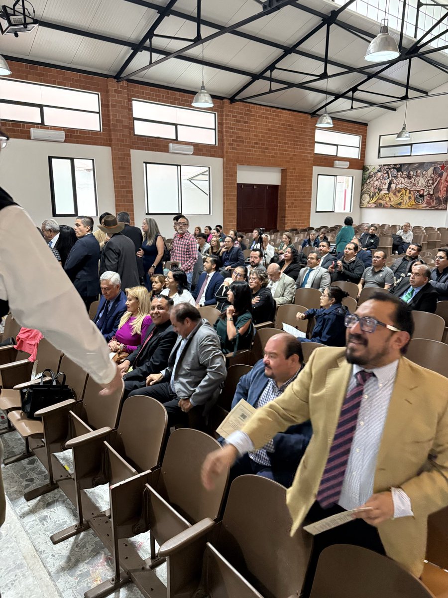 FECCCDMX's tweet image. El Dr. José Gerardo Huerta Alcalá, titular de la FECC-CDMX, asistió a la entrega de la Medalla “Emilio Krieger” 2025 de la ANAD, que reconoce trayectorias destacadas en la defensa de Derechos Humanos, la justicia social y las libertades democráticas.

#FECC #CombateALaCorrupción