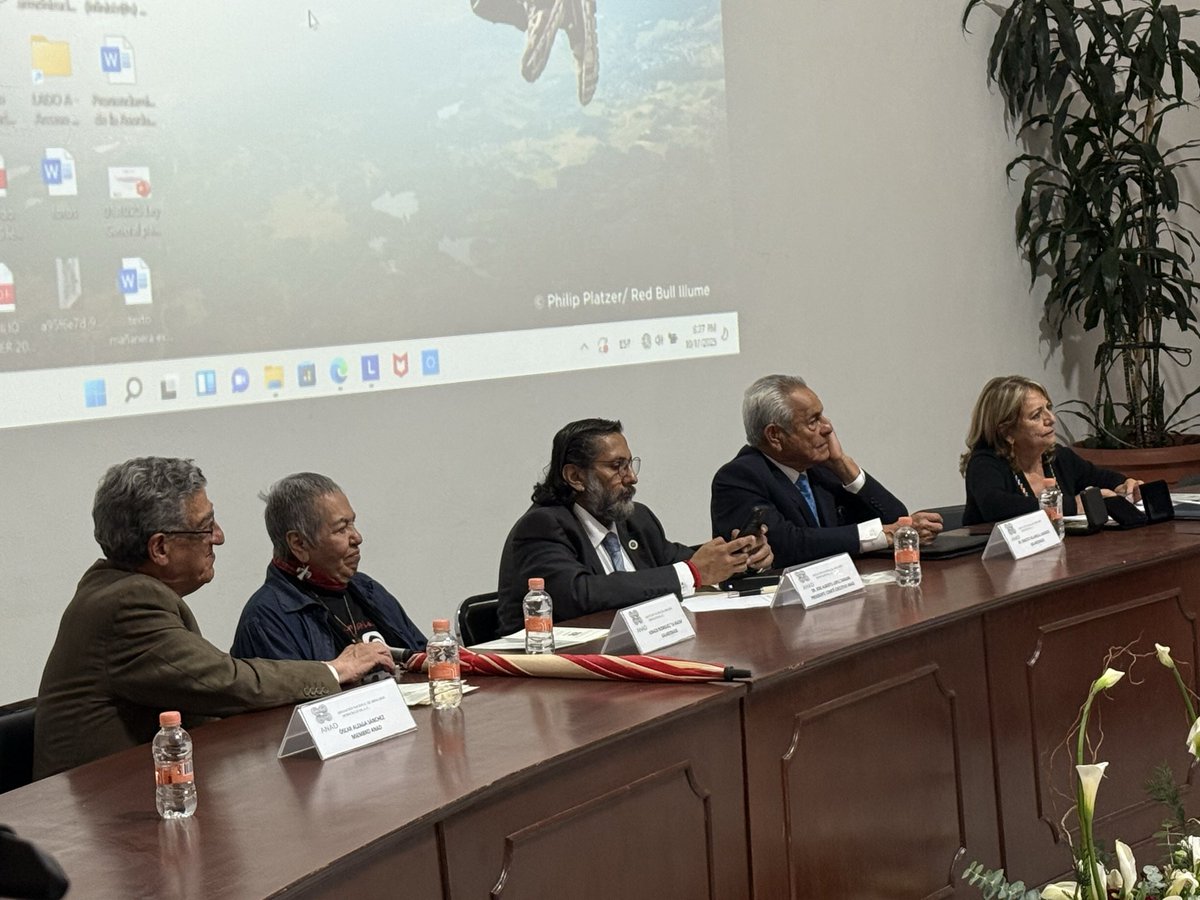 FECCCDMX's tweet image. El Dr. José Gerardo Huerta Alcalá, titular de la FECC-CDMX, asistió a la entrega de la Medalla “Emilio Krieger” 2025 de la ANAD, que reconoce trayectorias destacadas en la defensa de Derechos Humanos, la justicia social y las libertades democráticas.

#FECC #CombateALaCorrupción