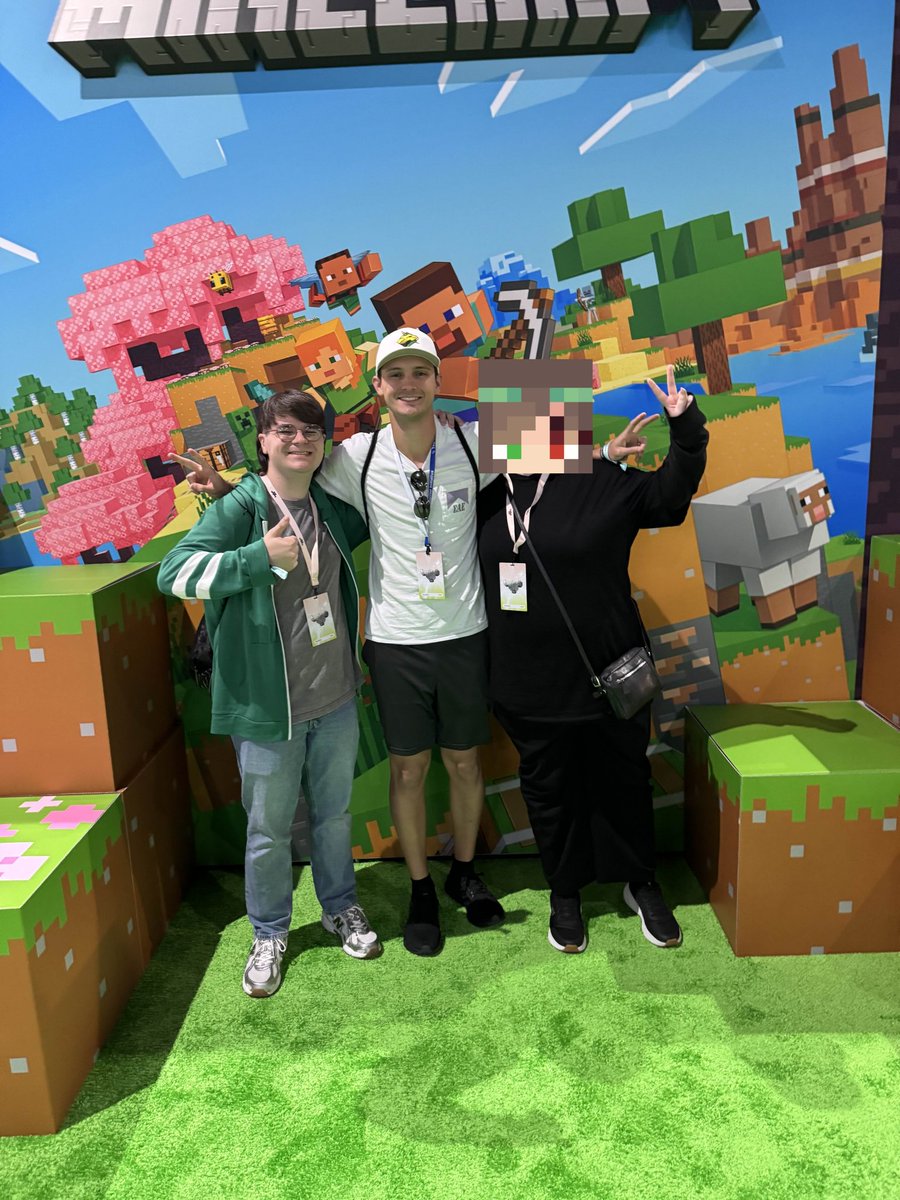 Clovish 🍀 tweet media