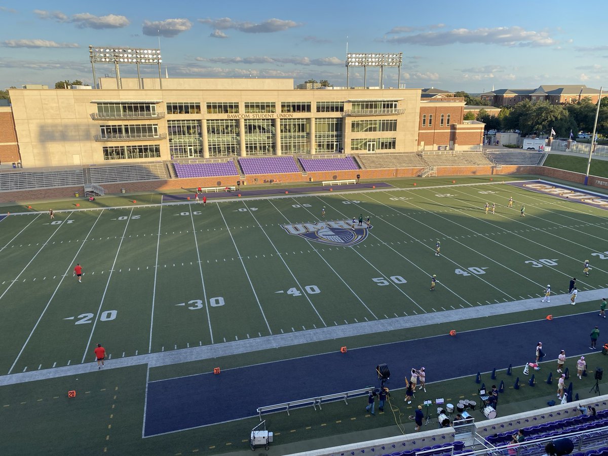 Friday Night Lights 🏈in Belton,TX at Mary Hardin Baylor U
Alamo City vs Big D Holy Cross Knights vs 1st Baptist Saints. Saints back to back State Titles Knights State finals last 2 Seasons Live Stream 7:30pm at texassportsproductions.com 83 degrees at Game time