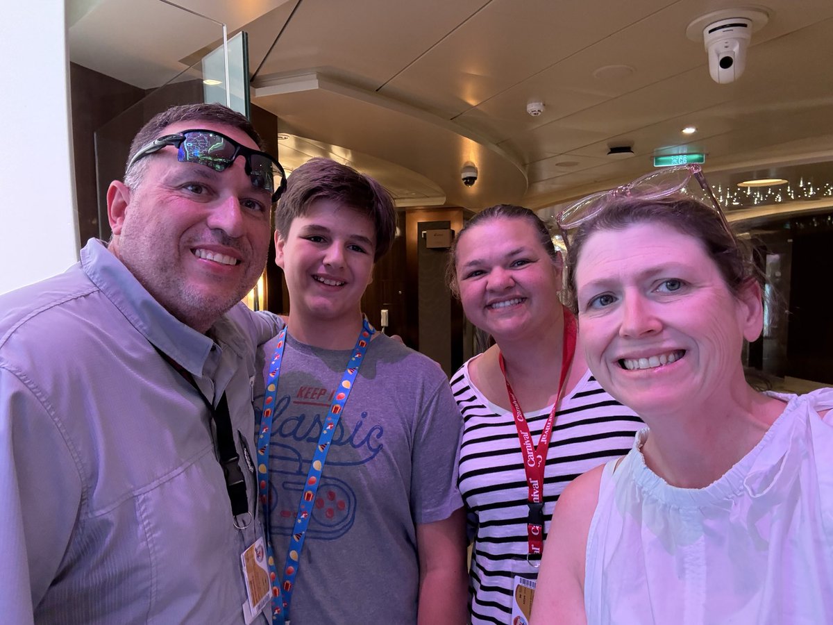 Mrs. Hodges tweet media