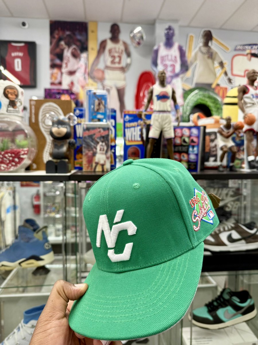 salarycapJ's tweet photo. salary cap strapbacks .. carolina crowns https://t.co/go8IXmczGV