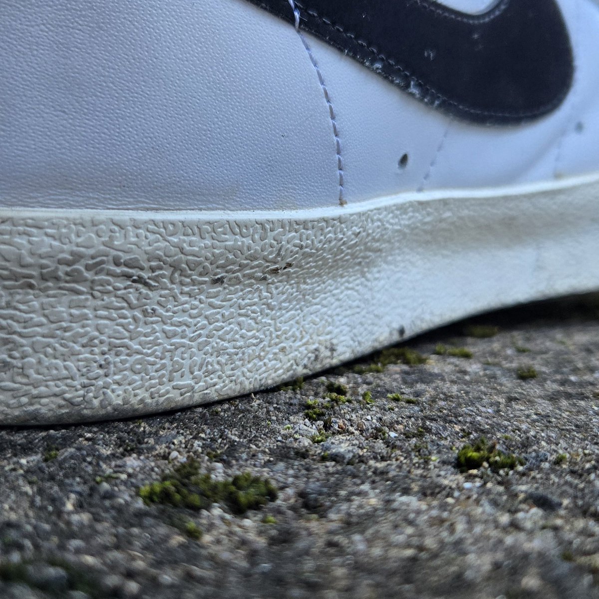 When everything becomes sooo small that mountains look like pebbles 😜😜

#gaysneakers #maleshoes #gayfeetfetish #gayshoefetish #sneakerslaves #sneakermaster #sockfetish #malefeet #footmaster #sweatyfeetworship #sweatyfeets #sweatyfeetfetish #malefeet #malefeetfetish #barefoot